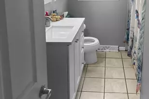 60 Wethersfield Rd, Bellingham, MA 02019 - Photo 4