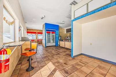 1535 Memorial Drive, Chicopee, MA 01020 - Photo 18