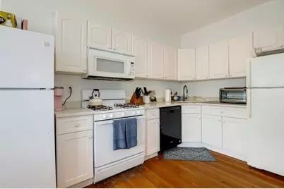 62 Algonquin Rd #Apt 1, Newton, MA 02467 - Photo 6