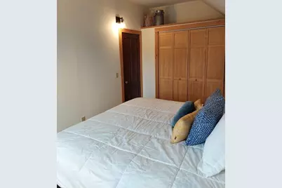 131 School St #2R, North Brookfield, MA 01535 - Photo 10