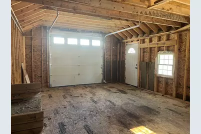 251 Union St, Northbridge, MA 01588 - Photo 28