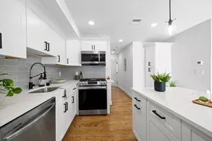 19 Armory St, Wakefield, MA 01880 - Photo 2