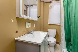 22 Hawes St, Fitchburg, MA 01420 - Photo 8