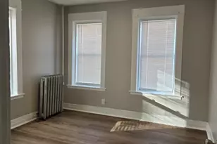 529 Union St, Springfield, MA 01109 - Photo 6