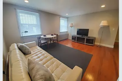 27 Bowdoin St #5A, Boston, MA 02114 - Photo 6