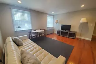 27 Bowdoin St, Boston, MA 02114 - Photo 6