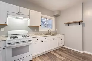 18 Studley St, New Bedford, MA 02740 - Photo 16