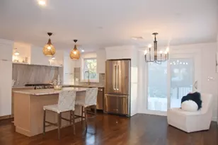 33 Rockwood Rd, Lynnfield, MA 01940 - Photo 2