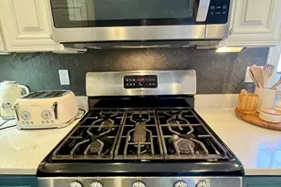 368 Boylston St, Newton, MA 02459 - Photo 4