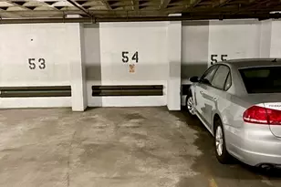 566 Commonwealth Ave, Boston, MA 02215 - Photo 14