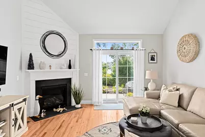 14 Meadowbrook Dr, Plymouth, MA 02360 - Photo 6