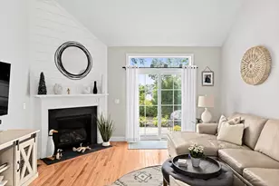 14 Meadowbrook Dr, Plymouth, MA 02360 - Photo 6