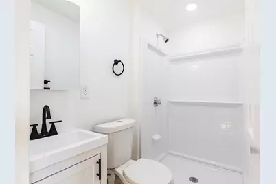 633 East 6th Street #1, Boston, MA 02127 - Photo 12