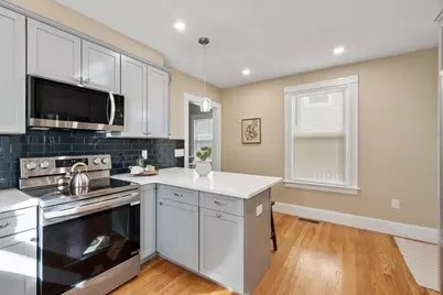 17 Buckingham Street #2, Somerville, MA 02143 - Photo 12