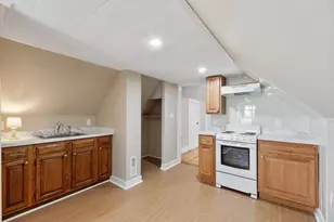 17 Buckingham St, Somerville, MA 02143 - Photo 6