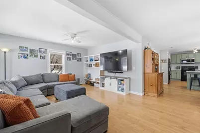 27 Ash St, Webster, MA 01570 - Photo 4