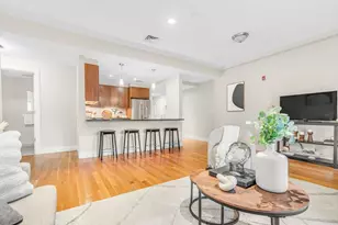 321 Hammond Pond Pkwy, Brookline, MA 02467 - Photo 4