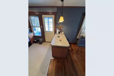 7 Swan Ave, Weymouth, MA 02190 - Photo 4