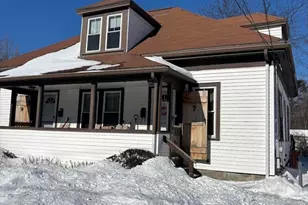 7 Swan Ave, Weymouth, MA 02190 - Photo 2