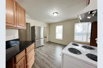 143 Arlington St #1, Framingham, MA 01702 - Photo 6