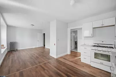 7-9 Glendell Ter, Springfield, MA 01108 - Photo 2