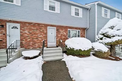 4F Franklin Square #4F, Randolph, MA 02368 - Photo 4