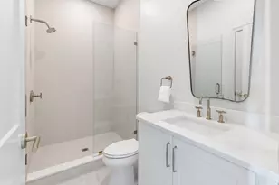 105 Adams Ave, Newton, MA 02465 - Photo 12