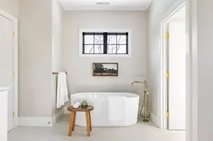 105 Adams Ave, Newton, MA 02465 - Photo 20