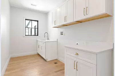 105 Adams Avenue, Newton, MA 02465 - Photo 28