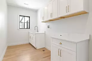 105 Adams Ave, Newton, MA 02465 - Photo 28