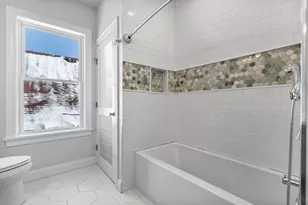 83 Centre St, Boston, MA 02124 - Photo 16