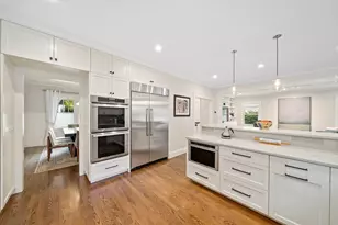 34 Larchmont Ave, Newton, MA 02468 - Photo 6