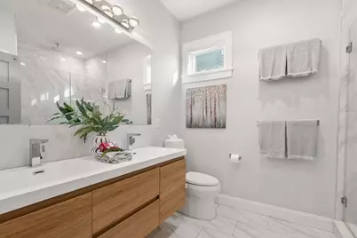 375 Hyde Park Avenue #3, Boston, MA 02131 - Photo 12