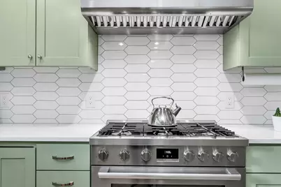 13 Morningside Dr, Beverly, MA 01915 - Photo 8