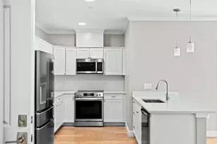 485 Blue Hills Pkwy, Milton, MA 02186 - Photo 8