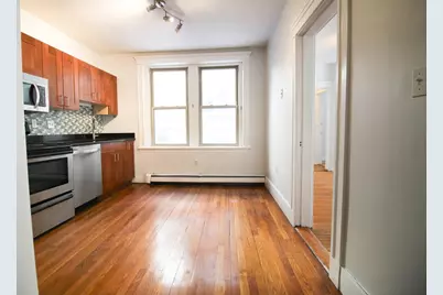 32 Ransom Rd #4, Boston, MA 02135 - Photo 2