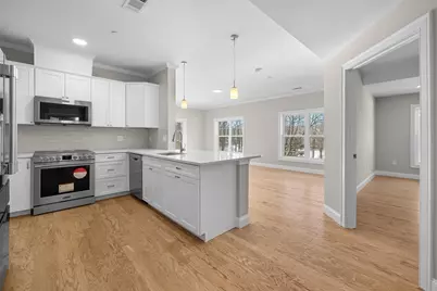 485 Blue Hills Parkway #6, Milton, MA 02186 - Photo 6