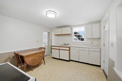 83 Mechanic, Westfield, MA 01085 - Photo 4