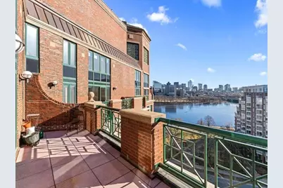 10 Rogers Street #PH4, Cambridge, MA 02142 - Photo 4