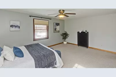 94 Vermont St., Holyoke, MA 01040 - Photo 24
