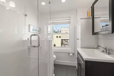 114 Elm St #2, Boston, MA 02129 - Photo 8