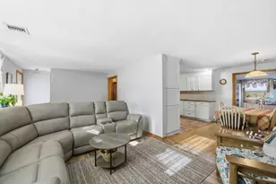 30 Osgood Ave, West Boylston, MA 01583 - Photo 6