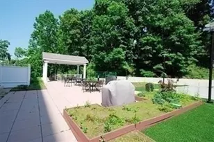 1600 Beacon St, Brookline, MA 02446 - Photo 18