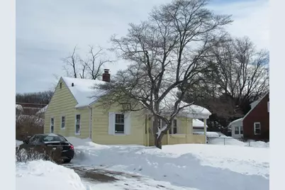 33 Connolly St, Springfield, MA 01151 - Photo 2