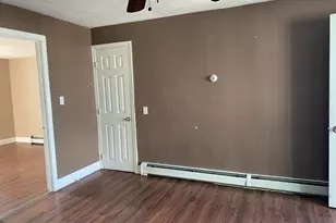 934 County St, Fall River, MA 02723 - Photo 4