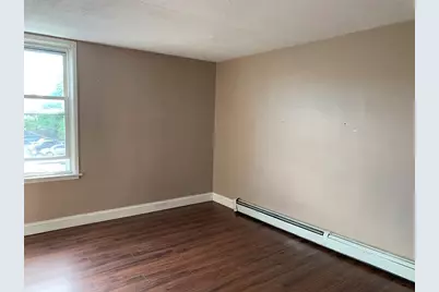 934 County St #3 rear, Fall River, MA 02723 - Photo 6