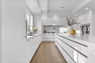 286 Country Dr, Weston, MA 02493 - Photo 4