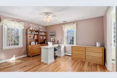 22 Gryzboska Cir, Framingham, MA 01702 - Photo 16