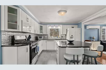 22 Gryzboska Cir, Framingham, MA 01702 - Photo 10