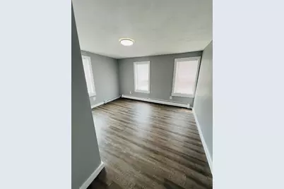 19 Myrtle Ave, Webster, MA 01570 - Photo 10